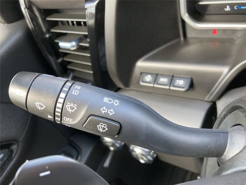 Used 2023 GMC Sierra 1500 AT4 w/ AT4 Premium Package image 23