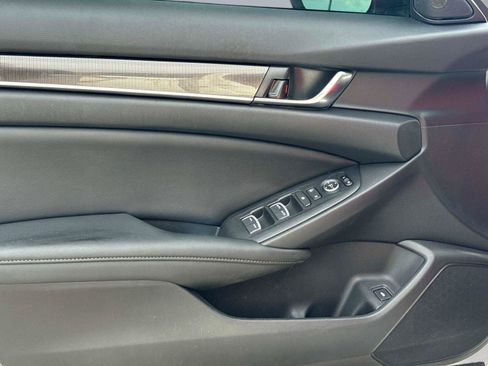 Certified 2019 Honda Accord Sport image 16