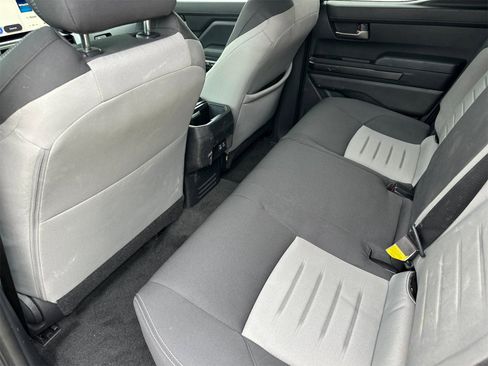 Used 2024 Toyota Tacoma TRD Off-Road image 12