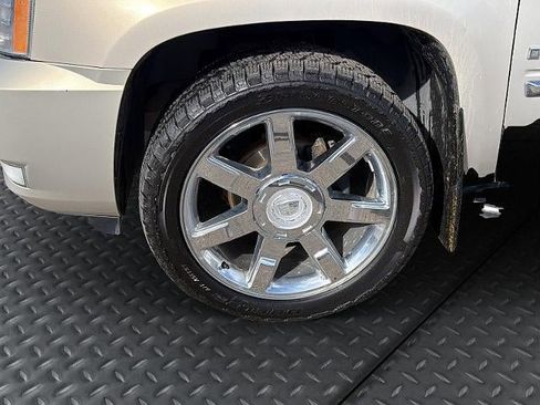 Used 2008 Cadillac Escalade AWD image 36