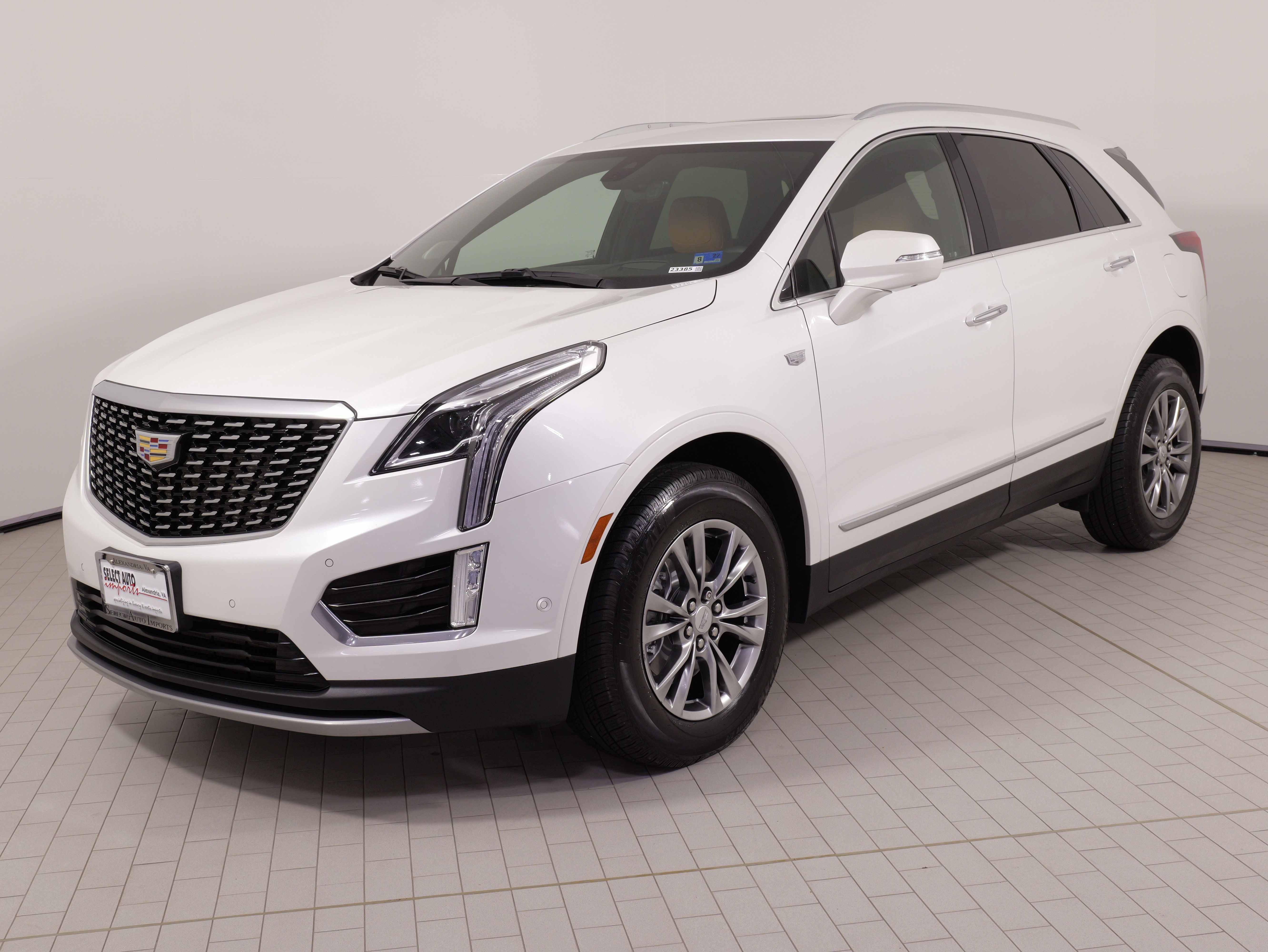Used 2021 Cadillac XT5 Premium Luxury AWD/4WD image 3