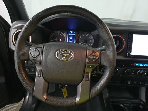 Used 2020 Toyota Tacoma TRD Pro image 9