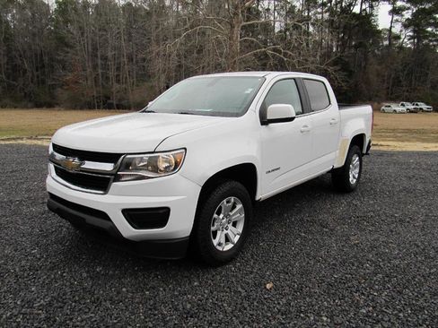 Used 2019 Chevrolet Colorado LT image 2