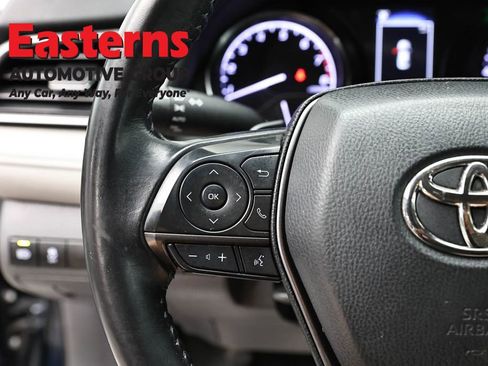 Used 2021 Toyota Camry SE FWD image 15