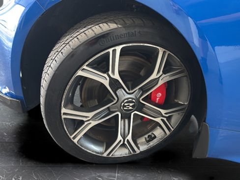 Used 2018 Kia Stinger GT2 AWD/4WD image 36