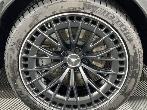 New 2025 Mercedes-Benz GLC 43 AMG 4MATIC Coupe image 15