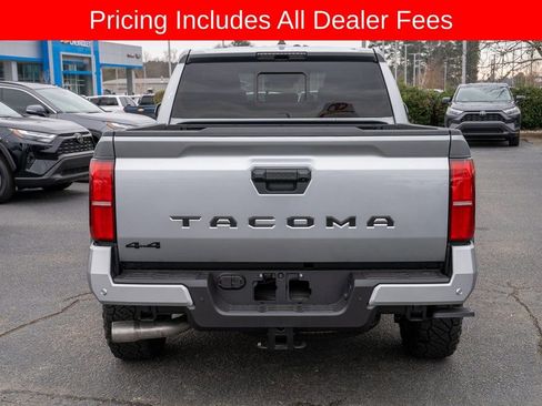 New 2025 Toyota Tacoma TRD Off-Road AWD/4WD image 4
