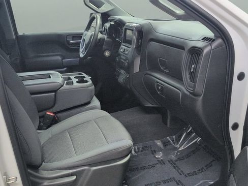 Used 2022 Chevrolet Silverado 1500 Custom Trail Boss w/ Safety Confidence Package AWD/4WD image 30