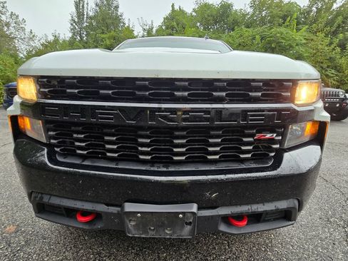 Used 2021 Chevrolet Silverado 1500 Custom Trail Boss w/ LPO, Dark Essentials Package AWD/4WD image 13
