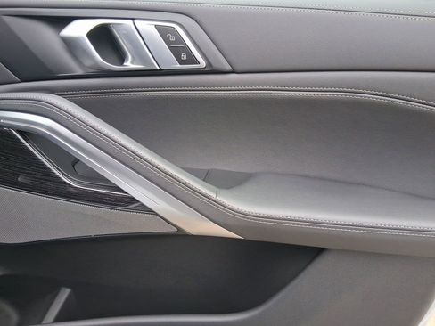 New 2026 BMW X6 xDrive40i w/ Premium Package image 31