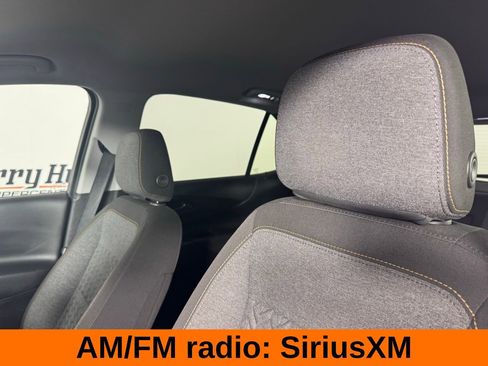 Used 2024 Chevrolet Equinox LT image 11