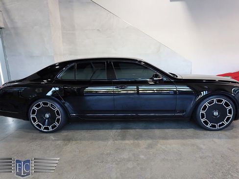 Used 2013 Bentley Mulsanne RWD image 49