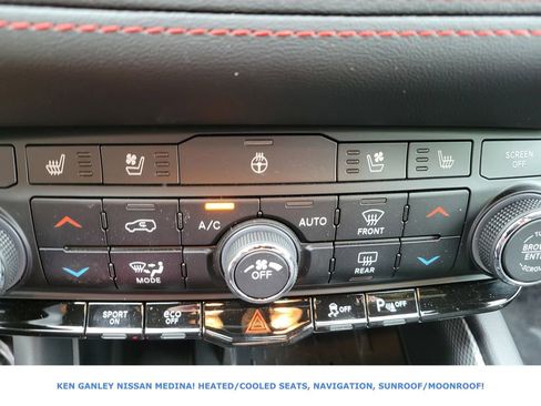 Used 2025 Dodge Durango R/T AWD/4WD image 28