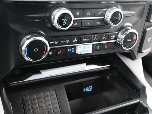 Used 2024 Ford F250 Limited w/ FX4 Off-Road Package AWD/4WD image 19