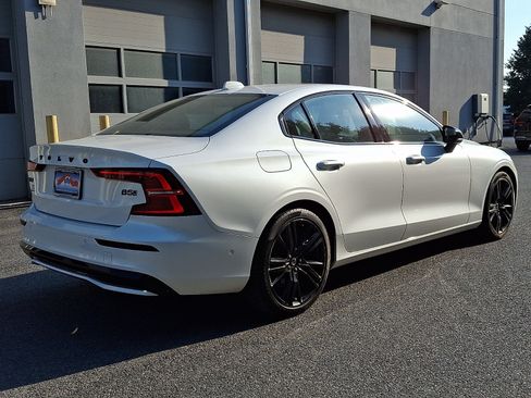 Used 2023 Volvo S60 B5 Ultimate w/ Climate Package AWD/4WD image 6
