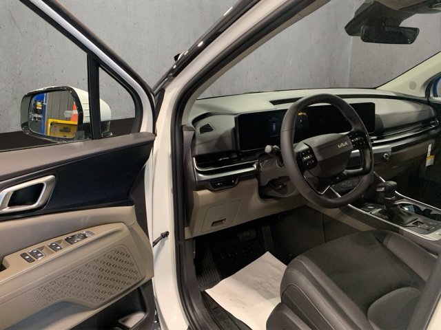 New 2027 Kia Carnival FWD image 10