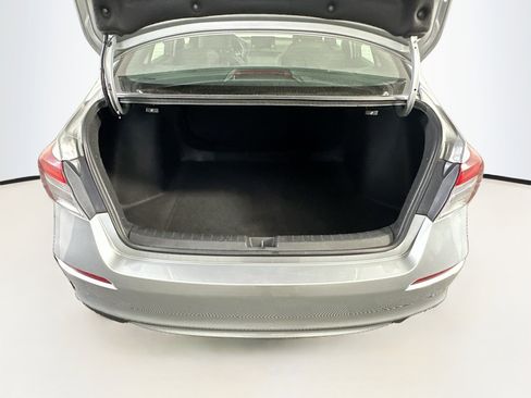 Used 2025 Honda Civic Sport image 28