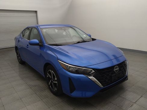 Used 2024 Nissan Sentra SV FWD image 13