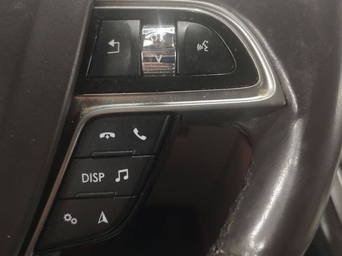 Used 2019 Lincoln Nautilus Select FWD image 15