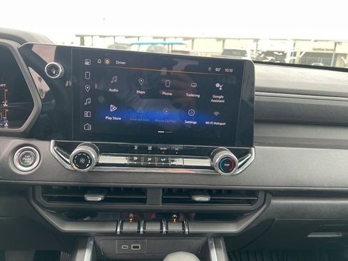 Used 2023 Chevrolet Colorado Trail Boss w/ Technology Package AWD/4WD image 11