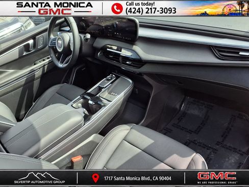Used 2026 Buick Enclave Preferred FWD image 26