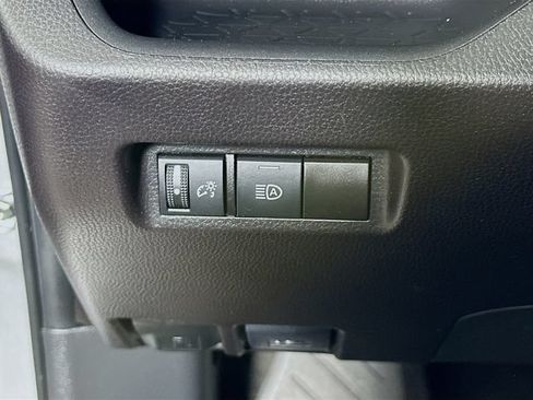 Certified 2023 Toyota RAV4 XLE AWD/4WD image 10