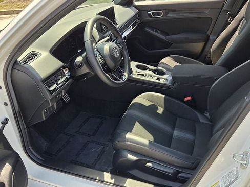 Used 2025 Honda Civic Sport image 18
