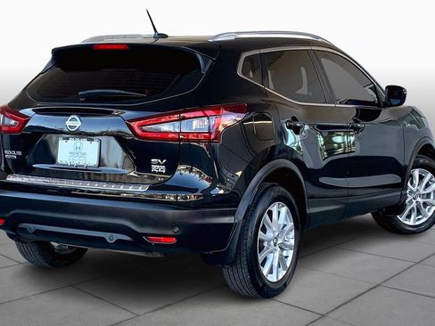 Used 2022 Nissan Rogue Sport SV image 13