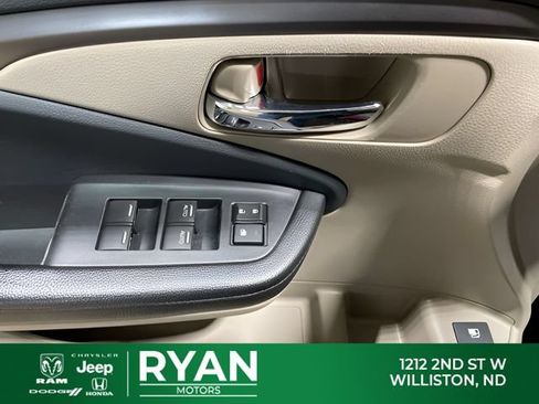 Used 2016 Honda Pilot EX image 40