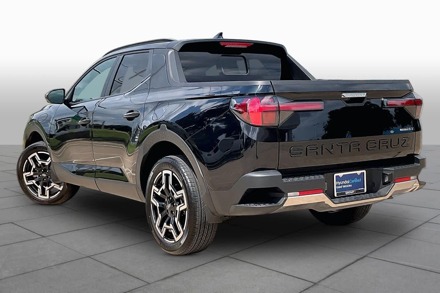 Used 2026 Hyundai Santa Cruz Limited AWD/4WD image 12
