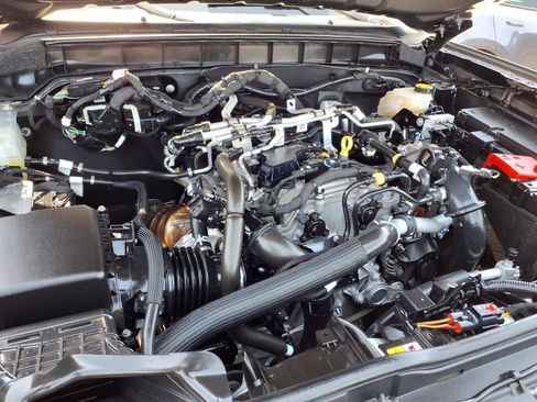 Used 2025 Ford Bronco Big Bend AWD/4WD image 25