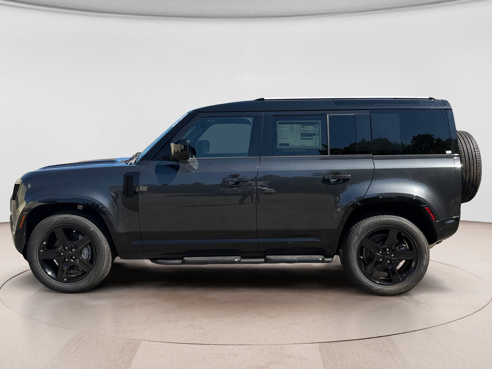 New 2026 Land Rover Defender 110 X-Dynamic SE AWD/4WD image 2