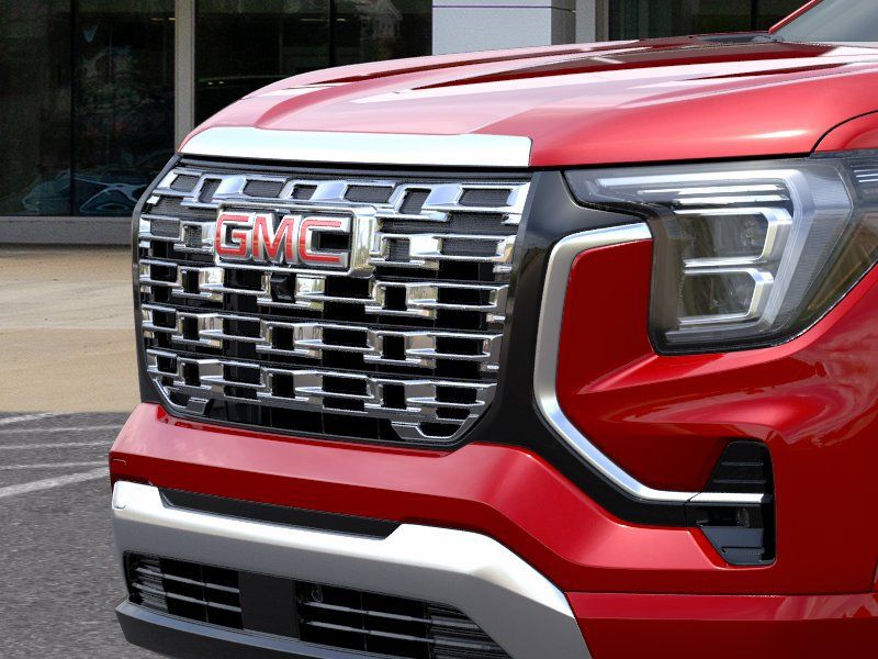 New 2027 GMC Terrain Denali w/ LPO, Floor Liner Package AWD/4WD image 15