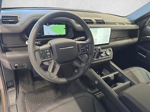 New 2025 Land Rover Defender 110 S AWD/4WD image 15