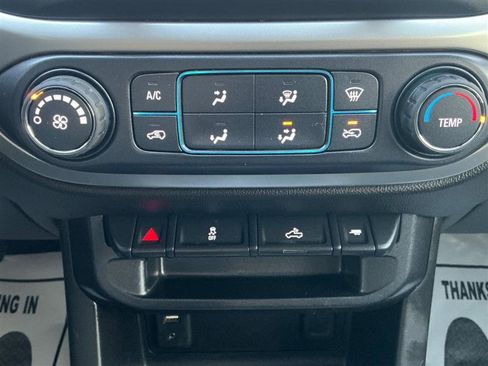 Used 2017 Chevrolet Colorado LT w/ Midnight Edition image 39