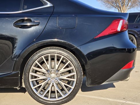 Used 2016 Lexus IS 300 Navigation, Premium Package image 13