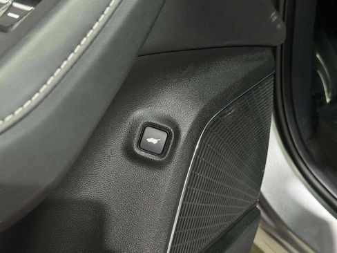 Used 2024 Acura MDX FWD w/ Technology Package image 16