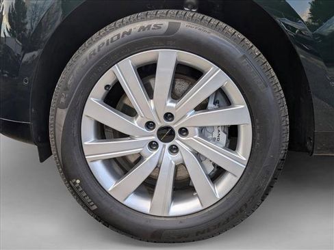 New 2026 Land Rover Range Rover SE image 10