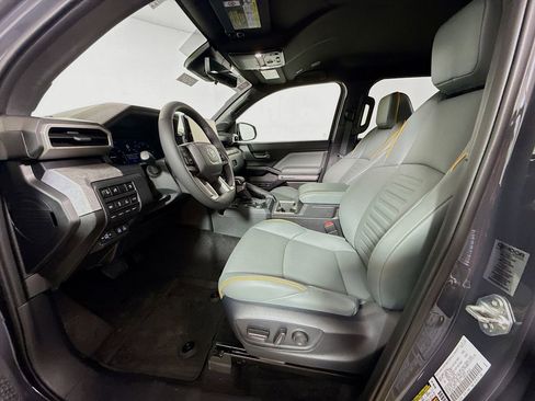 Certified 2026 Toyota Tacoma 4x4 Double Cab Hybrid image 21