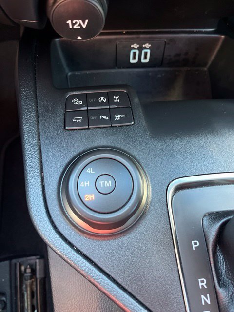 Used 2022 Ford Ranger Lariat w/ Tremor Off-Road Package AWD/4WD image 45