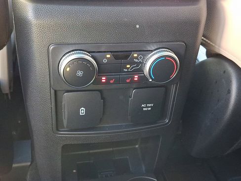 Certified 2022 Ford Explorer Limited w/ Limited Technology Package image 11