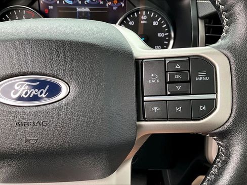 Used 2022 Ford Expedition XLT AWD/4WD image 24