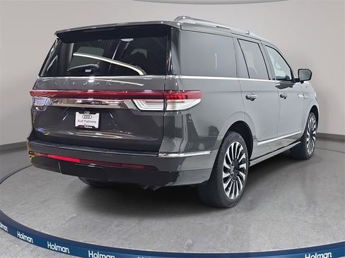 Used 2022 Lincoln Navigator Black Label image 6