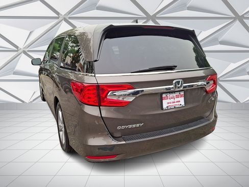 Used 2019 Honda Odyssey EX image 8