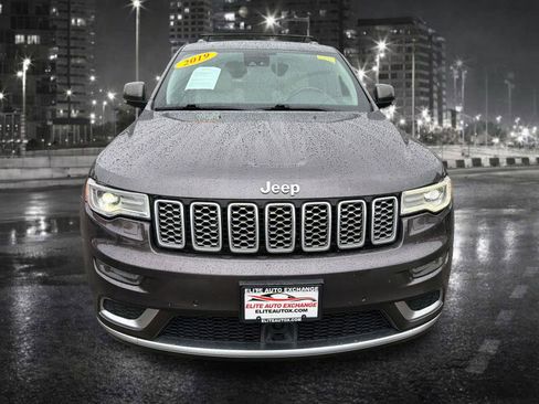 Used 2019 Jeep Grand Cherokee Summit AWD/4WD image 9