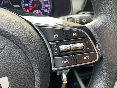 Used 2023 Kia Forte LXS FWD image 15