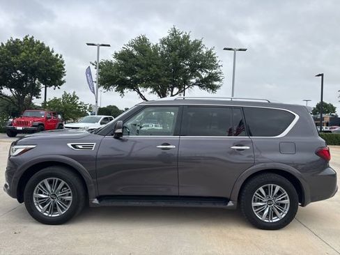 Used 2024 INFINITI QX80 Luxe RWD image 6