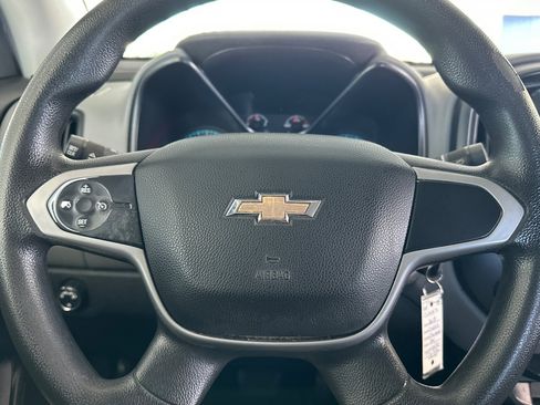 Used 2018 Chevrolet Colorado W/T w/ WT Convenience Package RWD image 21