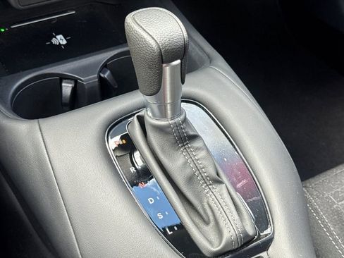 Certified 2026 Honda HR-V LX image 20