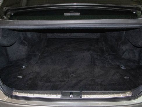 Used 2020 Lexus LS 500 w/ Interior Upgrade Package RWD image 25